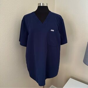 Figs Mens Technical Collection Three-Pocket Scrub Top Size XL PO1601